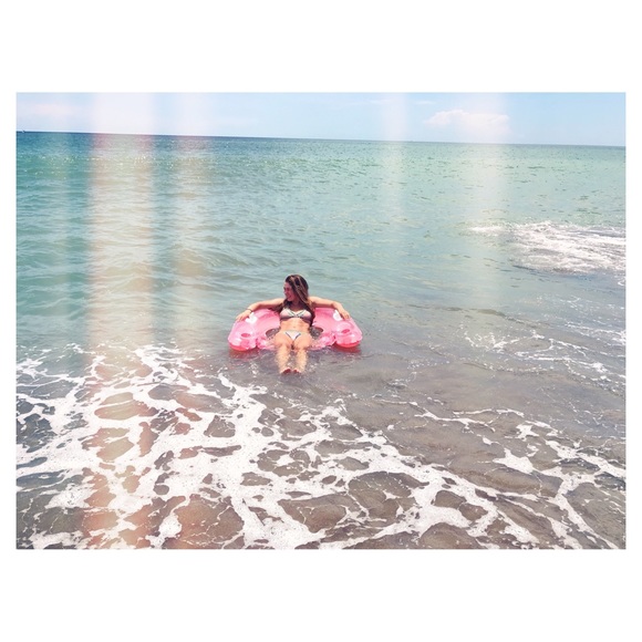 Meet your Posher, Rachel - Picture 1 of 1